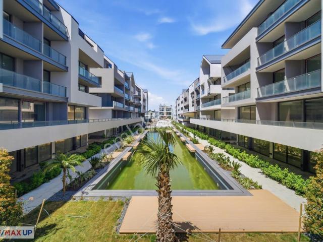 Çeşme, İzmir içerisinde satılık mülk