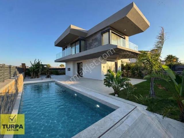 Çeşme, İzmir içerisinde satılık Villa