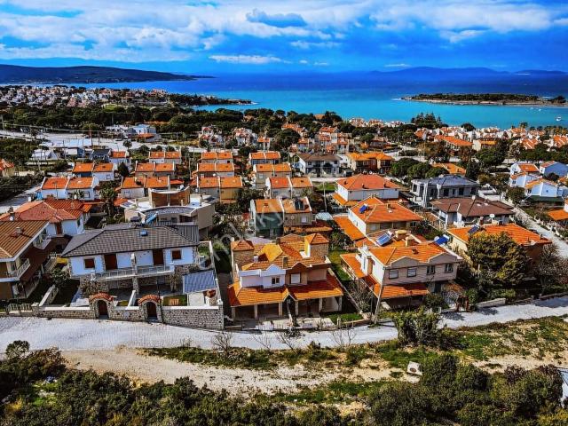 Çeşme, İzmir içerisinde kiralık Villa
