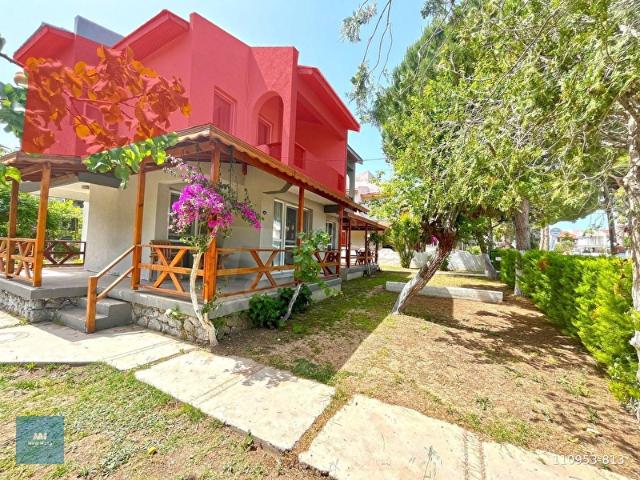 Çeşme, İzmir içerisinde satılık mülk