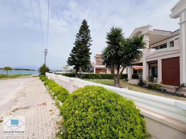 Çeşme, İzmir içerisinde kiralık Villa