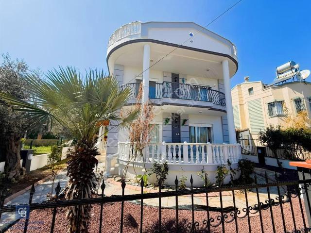 Urla, İzmir içerisinde kiralık Villa