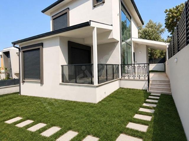 Urla, İzmir içerisinde satılık Villa
