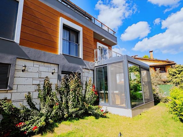 Urla, İzmir içerisinde satılık Villa