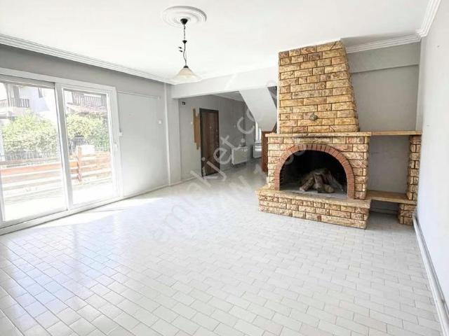 Urla, İzmir içerisinde kiralık Villa