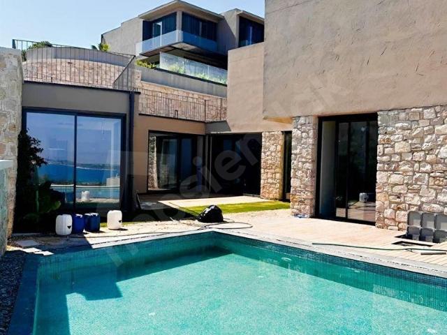 Celal Bayar Mahallesi, Çeşme içerisinde satılık Villa