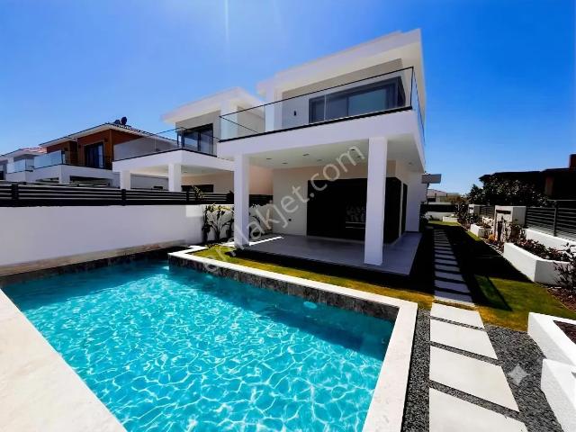 Şifne Mahallesi, Çeşme içerisinde satılık Villa