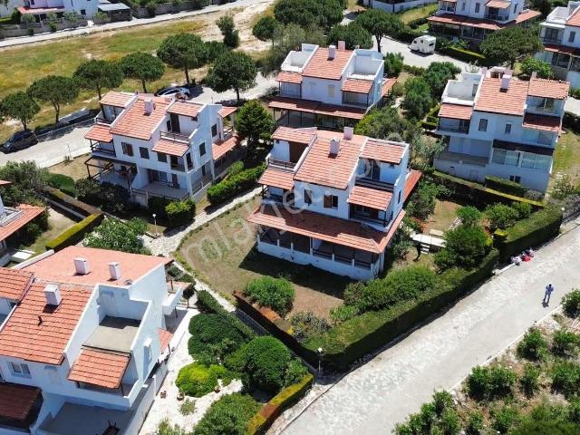 Çeşme, İzmir içerisinde satılık Villa
