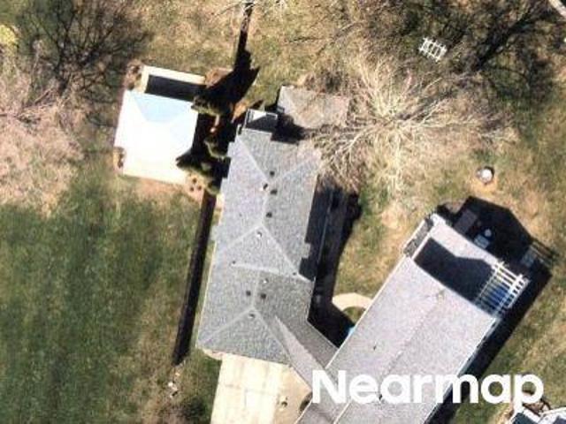 House for sale in Syracuse, Indiana