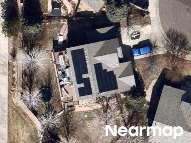 House for sale in Aurora