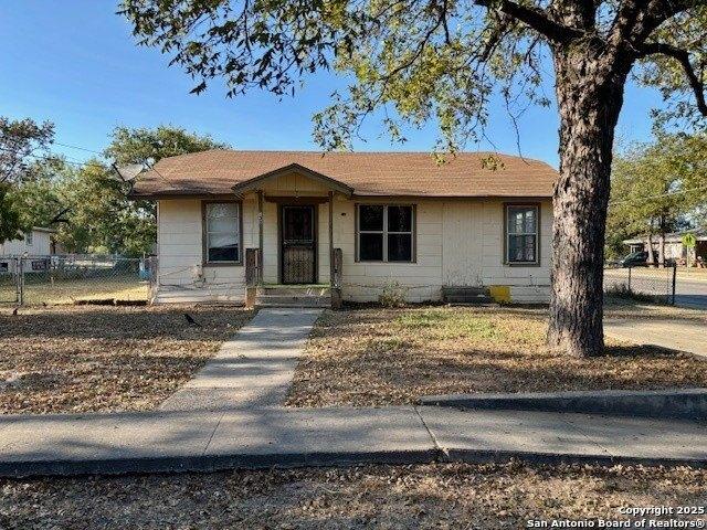 House for sale in Uvalde, Texas