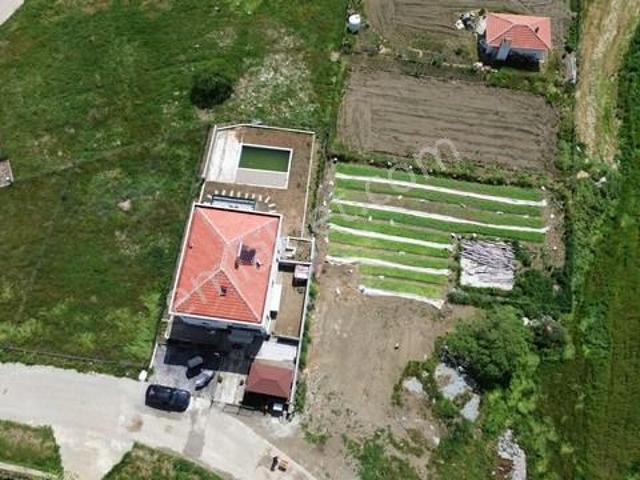 Eşme, Uşak içerisinde satılık Villa