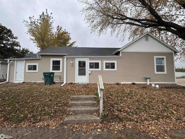 House for sale in Creston, Iowa