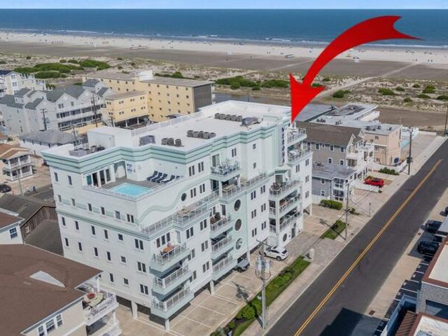 Condo for sale in Wildwood
