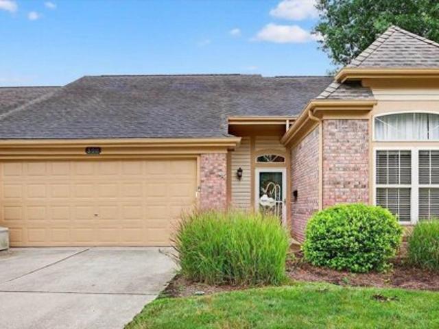 Condo for sale in Bloomington Condo for sale in Bloomington