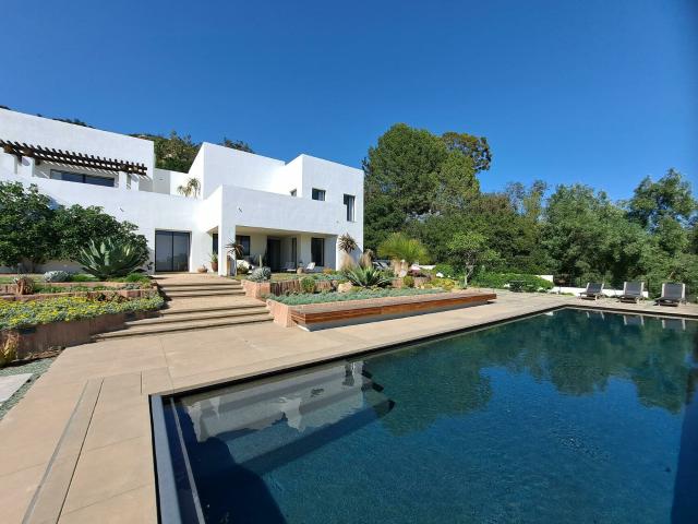 Apartment for rent in California