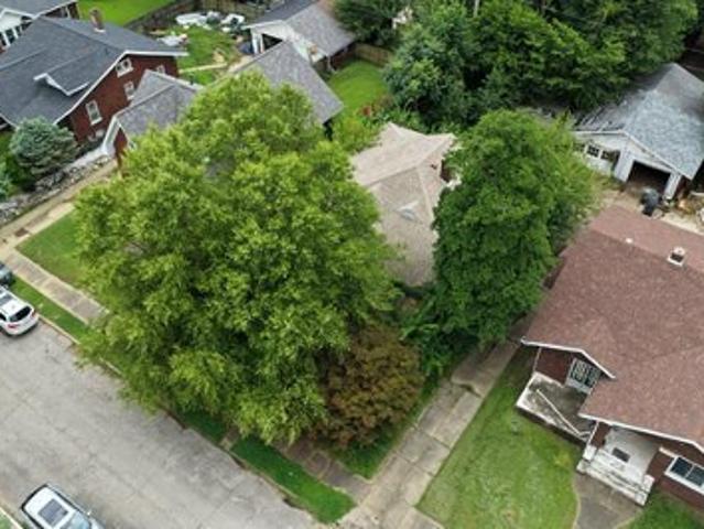House for sale in Evansville, Indiana