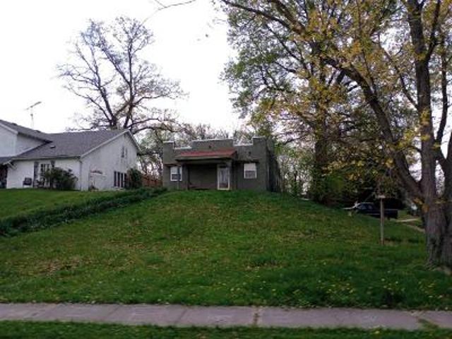 House for sale in Perry, Illinois