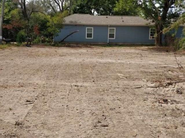 Land for sale in Victoria Land for sale in Victoria