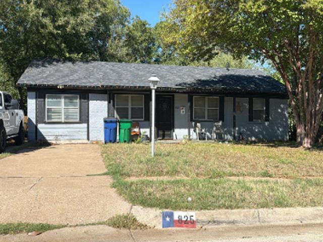 House for sale in Crowley, Tarrant County