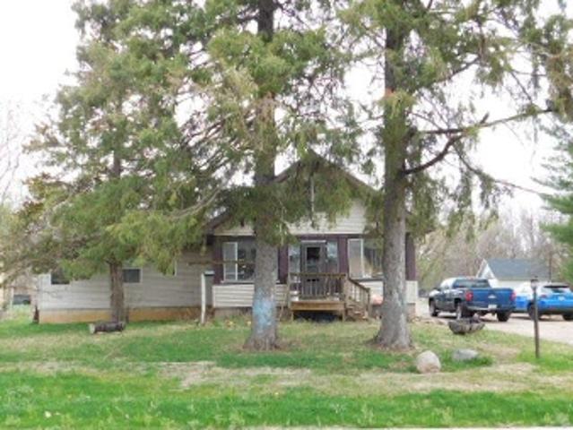 House for sale in New Auburn, Wisconsin