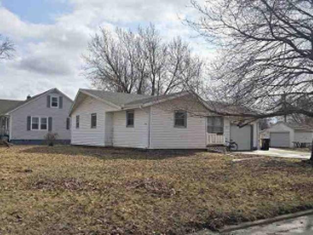 House for sale in Lenox, Iowa