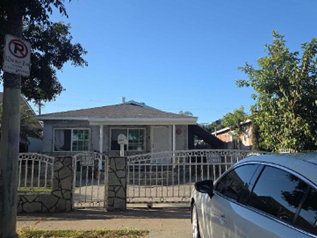 House for sale in Canoga Park, California