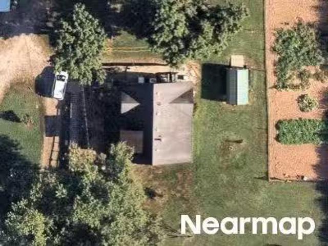 House for sale in Scottsburg