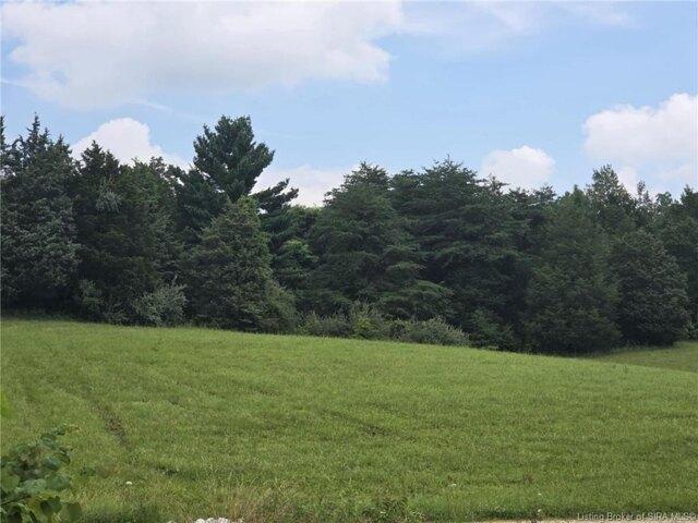 Land for sale in Scottsburg