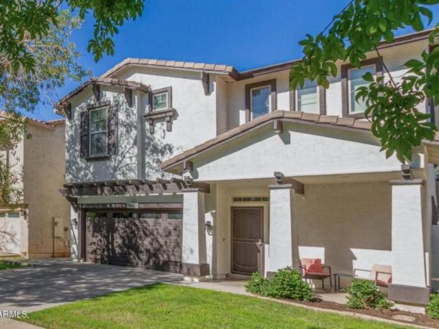 House for sale in Gilbert, Arizona