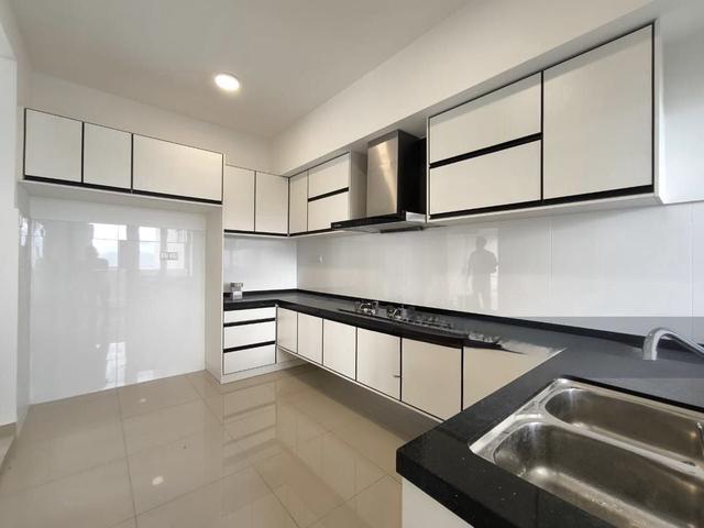 Condominium for sale in Petaling, Alam Impian