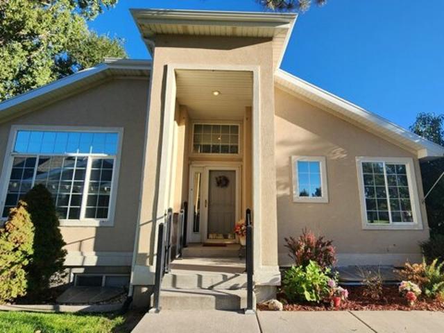 House for sale in Saratoga Springs, New York