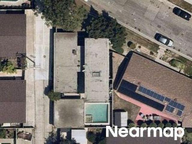House for sale in Long Beach