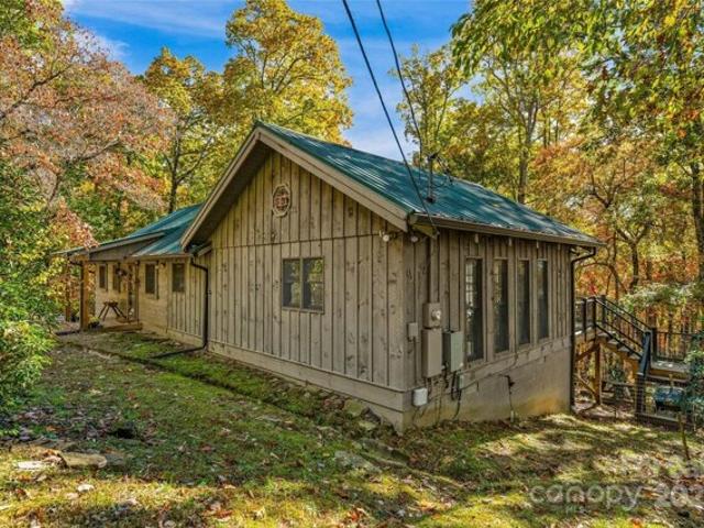House for sale in Hendersonville, North Carolina