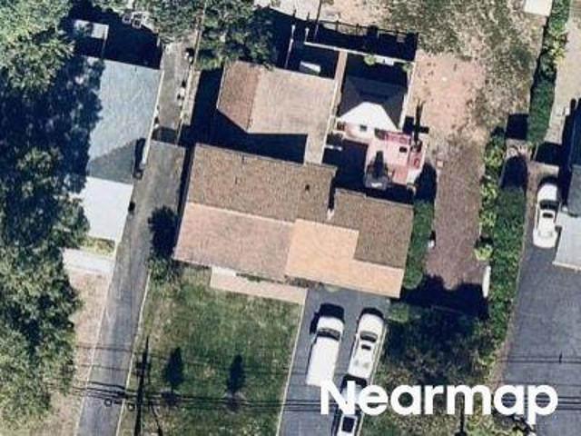 House for sale in Waldwick, New Jersey