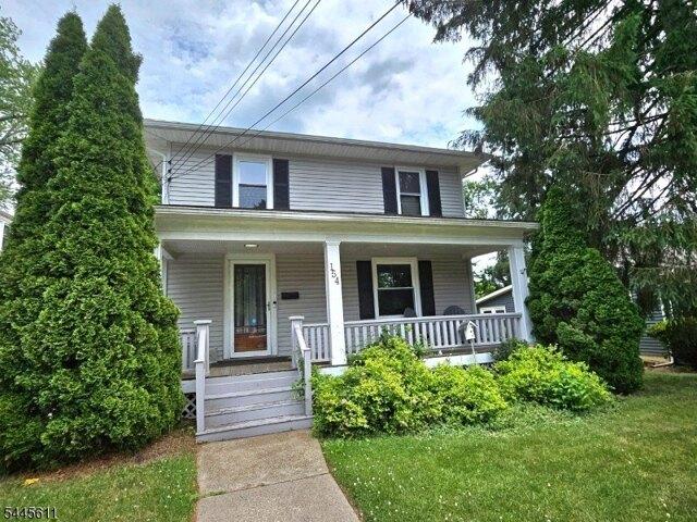 House for sale in Hackettstown, Warren County