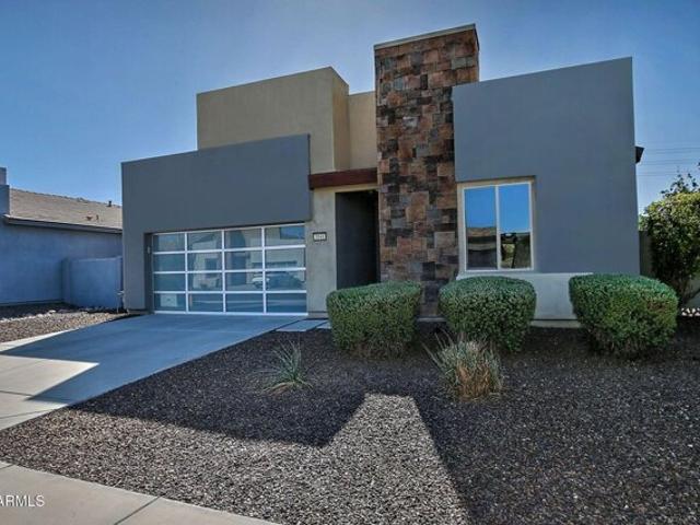 House for sale in Gilbert, Arizona