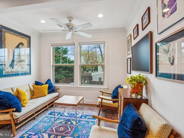 Condo for sale in Alexandria