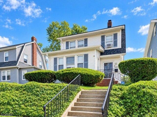 House for sale in Roselle, New Jersey
