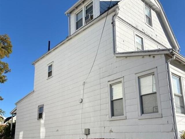 House for sale in Passaic, New Jersey