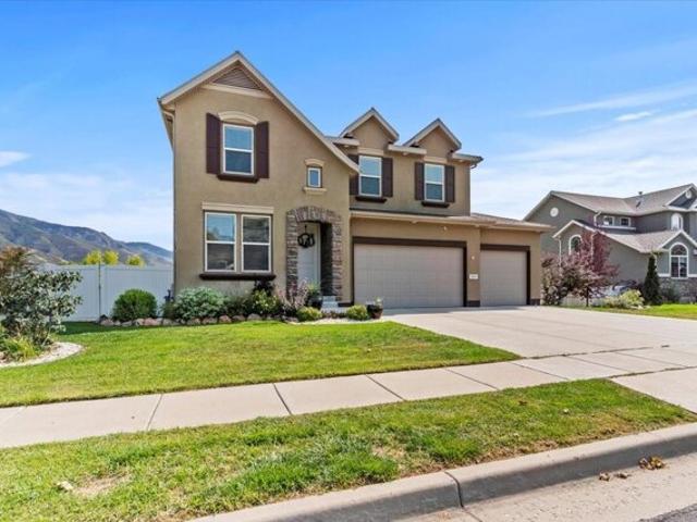 House for sale in Layton, Utah