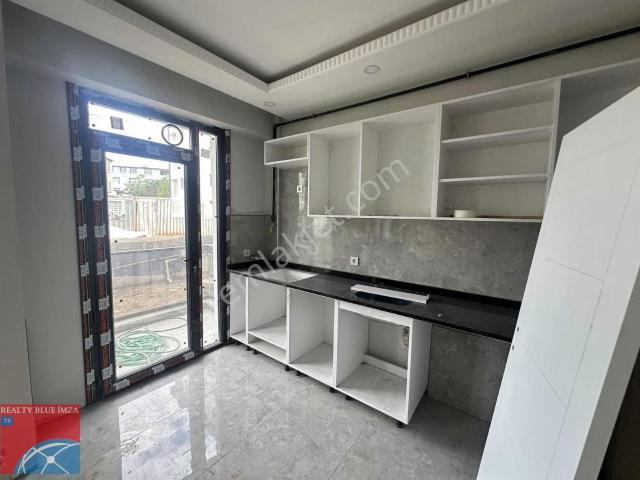 Sultanbeyli, İstanbul içerisinde satılık mülk