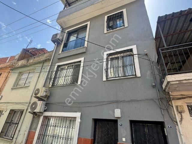 Konak, İzmir içerisinde satılık Villa