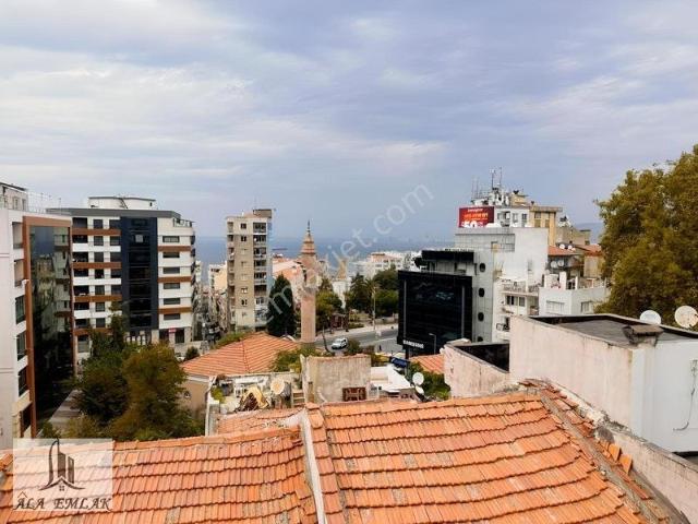 İzmir, Konak içerisinde satılık Villa