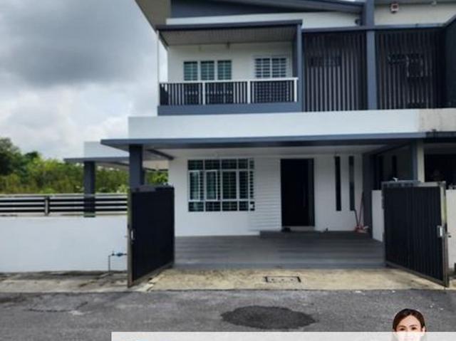 House for sale in Kuching