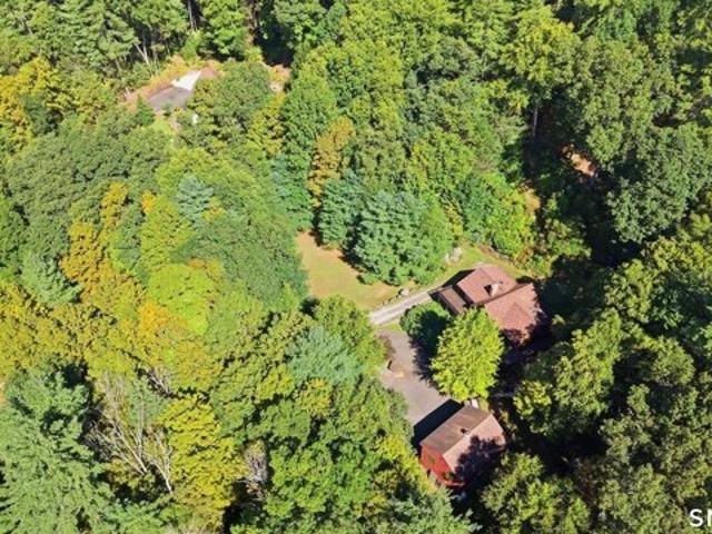 House for sale in Barkhamsted, Connecticut