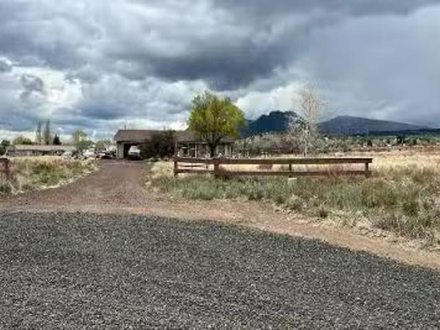 House for sale in Flagstaff