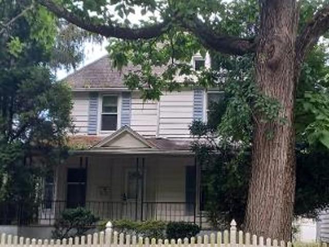 House for sale in Norwalk