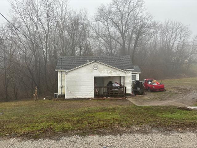 House for sale in Shelbyville, Illinois