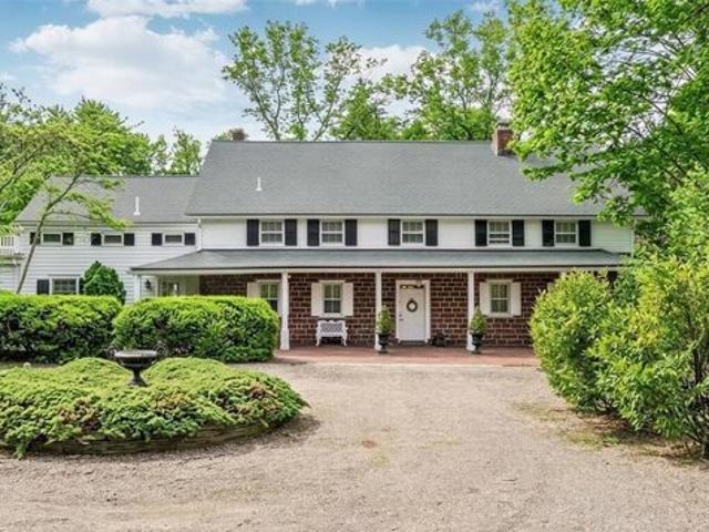 House for sale in Saddle River, New Jersey